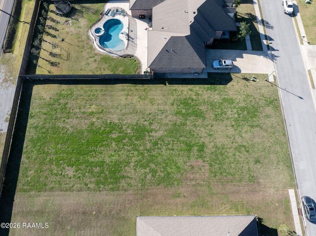 118 Snapping Lane, Broussard, LA 70518