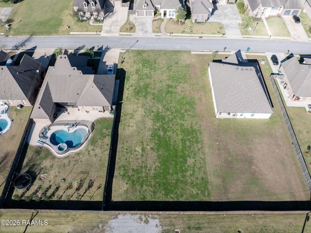 118 Snapping Lane, Broussard, LA 70518