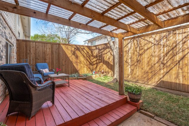 2111 Via Catalina, Carrollton, TX 75006