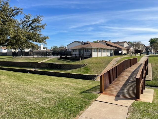 2111 Via Catalina, Carrollton, TX 75006