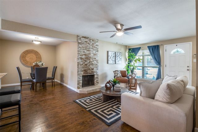 2111 Via Catalina, Carrollton, TX 75006