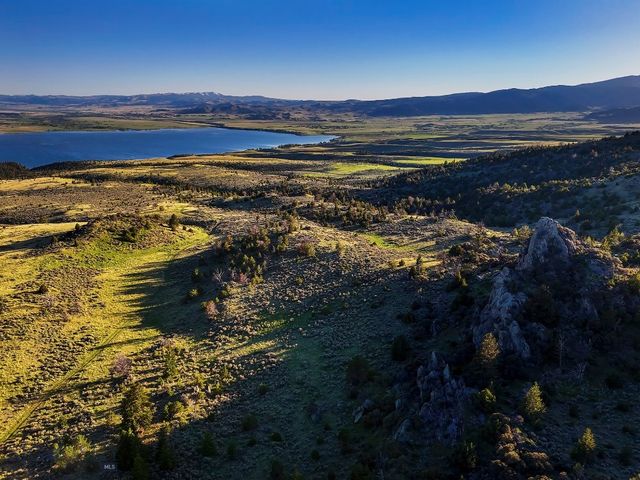 Lost Heart Ranch Ennis Lake Rd, Mcallister, MT 59740