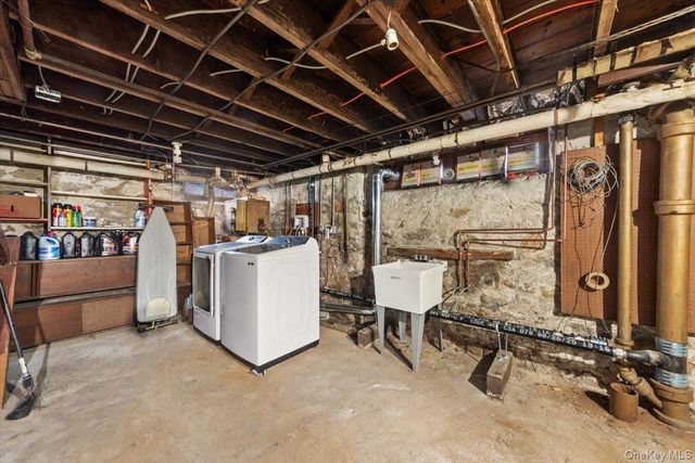 310 W 263rd Street, Bronx, NY 10471
