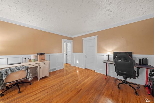 37261 Ellis Street, New Boston, MI 48164