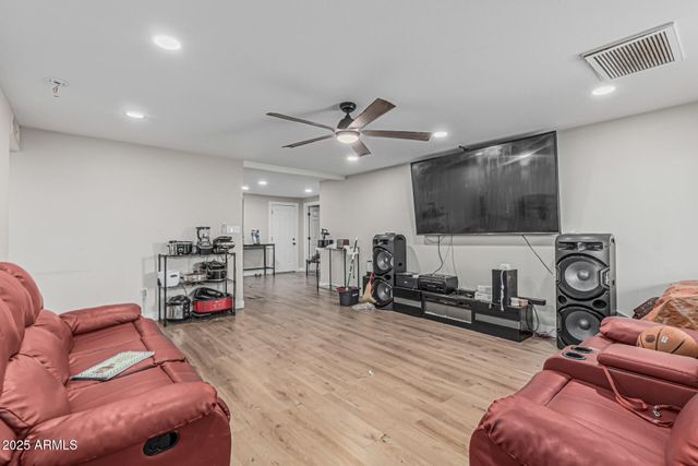 13039 N 19TH Avenue, Phoenix, AZ 85029