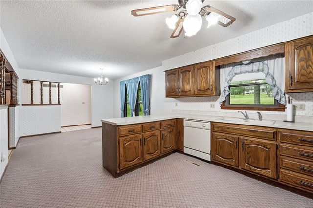 20104 Pickering Road, Belton, MO 64012