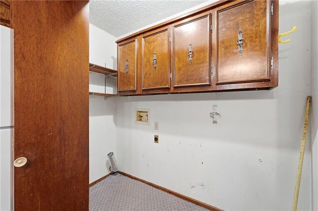 20104 Pickering Road, Belton, MO 64012