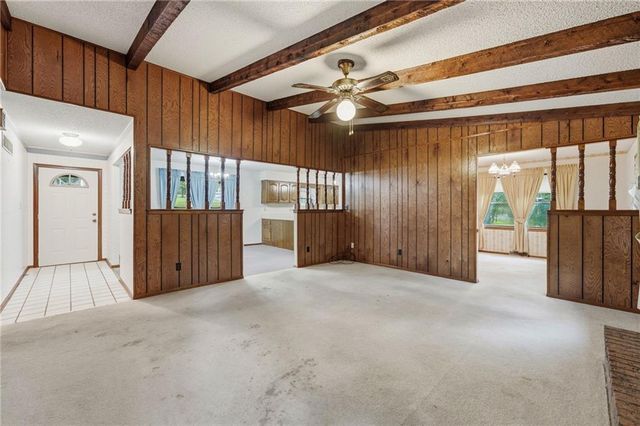 20104 Pickering Road, Belton, MO 64012