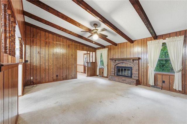 20104 Pickering Road, Belton, MO 64012
