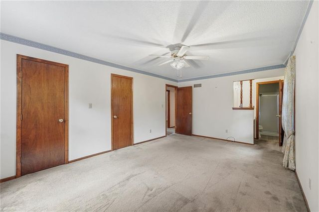 20104 Pickering Road, Belton, MO 64012
