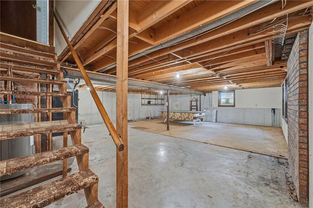 20104 Pickering Road, Belton, MO 64012