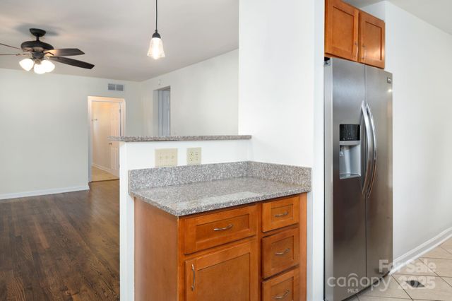 49 Pinedale Road, Asheville, NC 28805