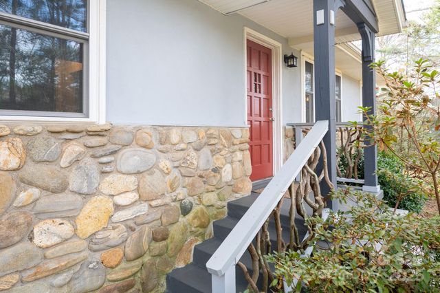 49 Pinedale Road, Asheville, NC 28805