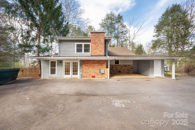 49 Pinedale Road, Asheville, NC 28805