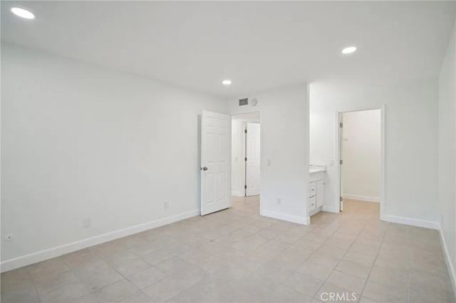 1044 Cabrillo Park Dr B, Santa Ana, CA 92701