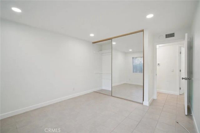 1044 Cabrillo Park Dr B, Santa Ana, CA 92701