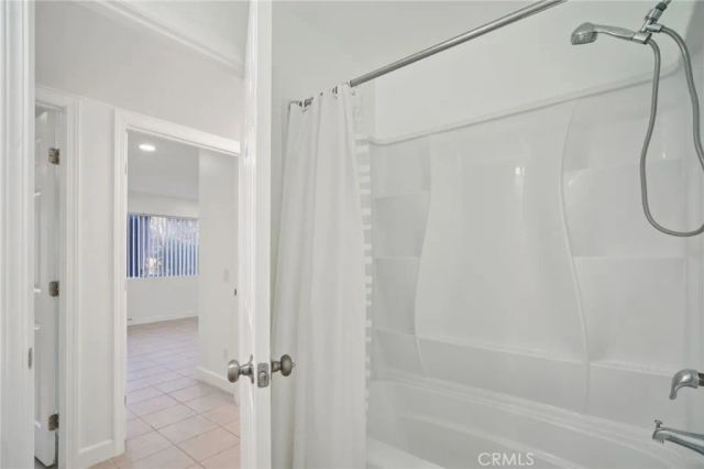 1044 Cabrillo Park Dr B, Santa Ana, CA 92701