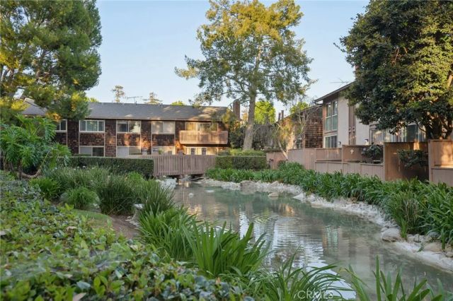 1044 Cabrillo Park Dr B, Santa Ana, CA 92701