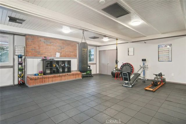 1044 Cabrillo Park Dr B, Santa Ana, CA 92701