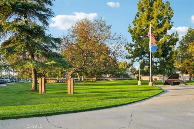 1044 Cabrillo Park Dr B, Santa Ana, CA 92701