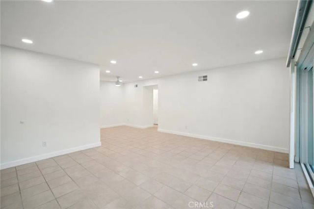 1044 Cabrillo Park Dr B, Santa Ana, CA 92701