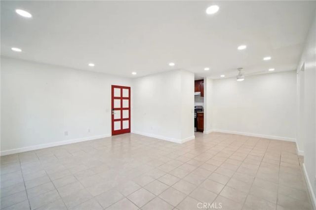 1044 Cabrillo Park Dr B, Santa Ana, CA 92701