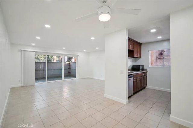 1044 Cabrillo Park Dr B, Santa Ana, CA 92701