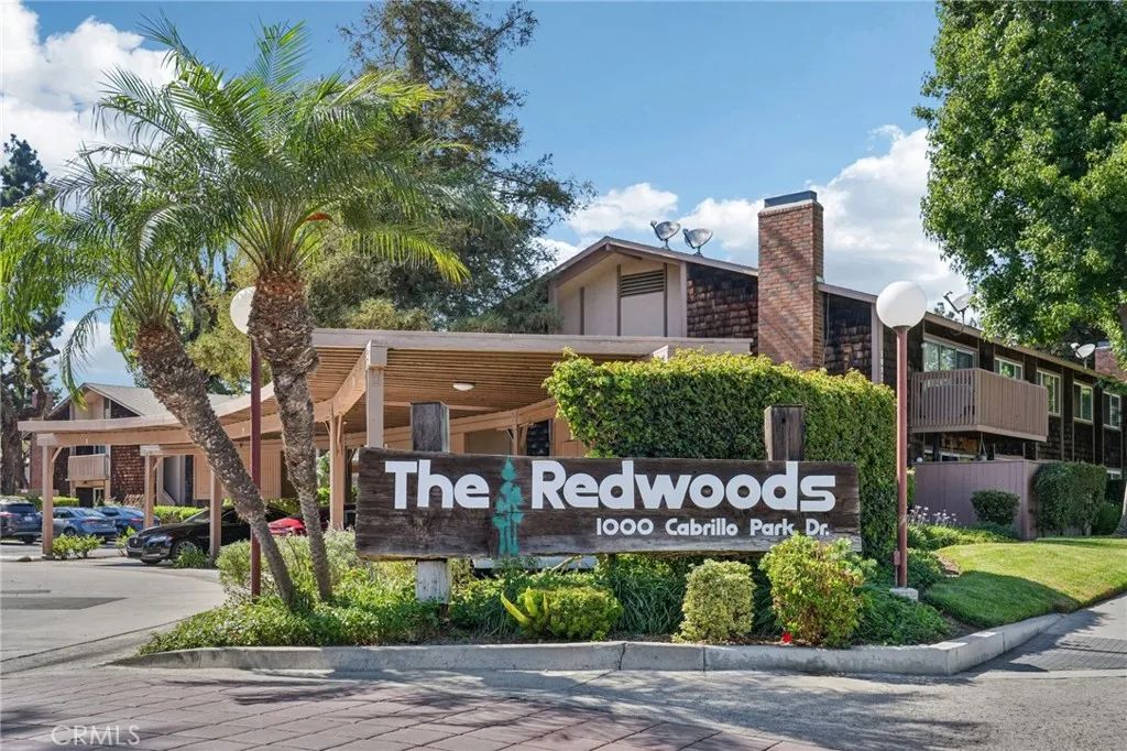 1044 Cabrillo Park Dr B, Santa Ana, CA 92701