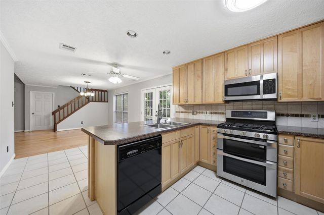 71 Timberspire Lane, The Woodlands, TX 77380