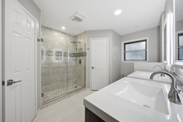71 Timberspire Lane, The Woodlands, TX 77380