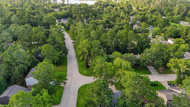 71 Timberspire Lane, The Woodlands, TX 77380