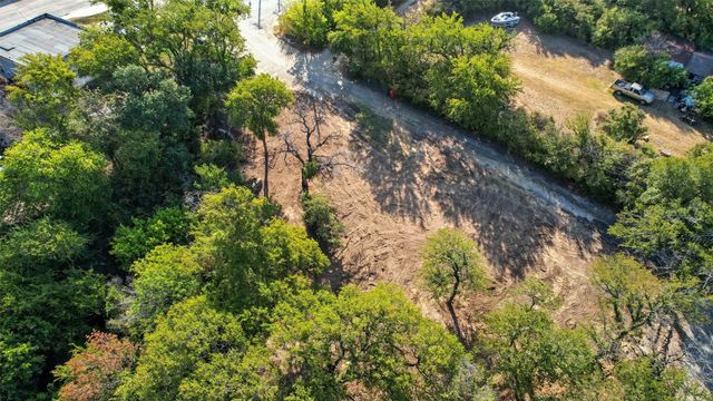 7008 Edgewater Trail, Lake Worth, TX 76135