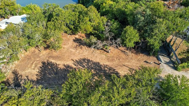 7008 Edgewater Trail, Lake Worth, TX 76135