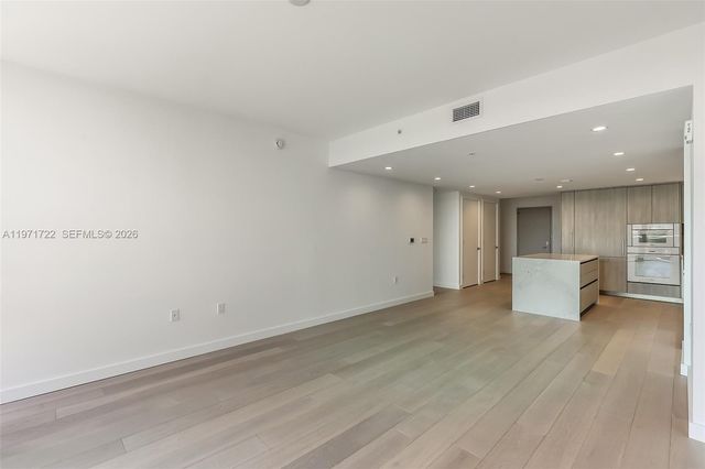 9201 E Bay Harbor Drive 603, Bay Harbor Islands, FL 33154