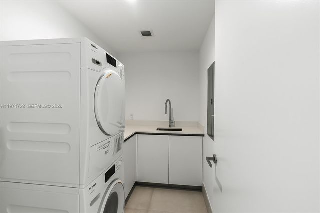 9201 E Bay Harbor Drive 603, Bay Harbor Islands, FL 33154