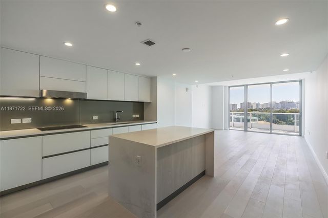 9201 E Bay Harbor Drive 603, Bay Harbor Islands, FL 33154