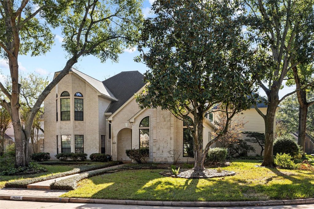 18227 Longmoor Drive, Houston, TX 77084