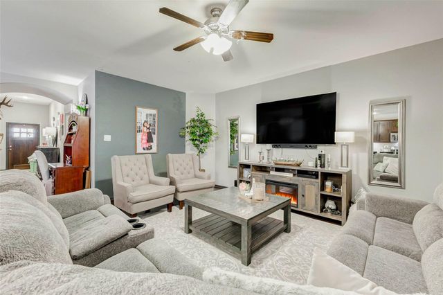 8319 Silent Deep Drive, Rosenberg, TX 77469