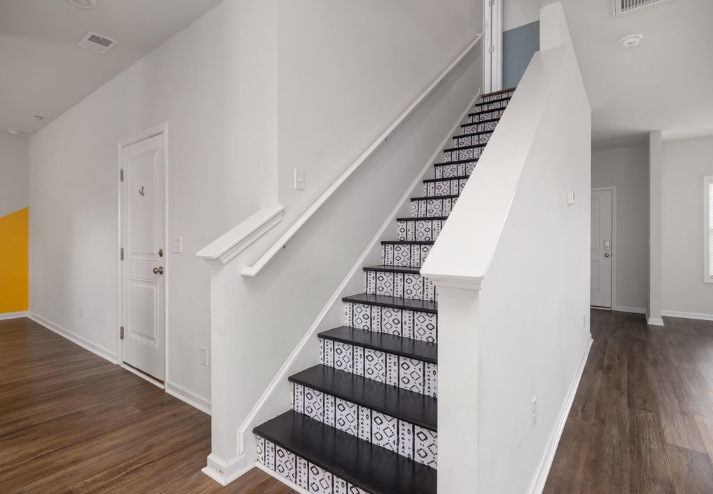 Image 12 of property listing at 173 Clydesdale Circle, Summerville, SC 29486