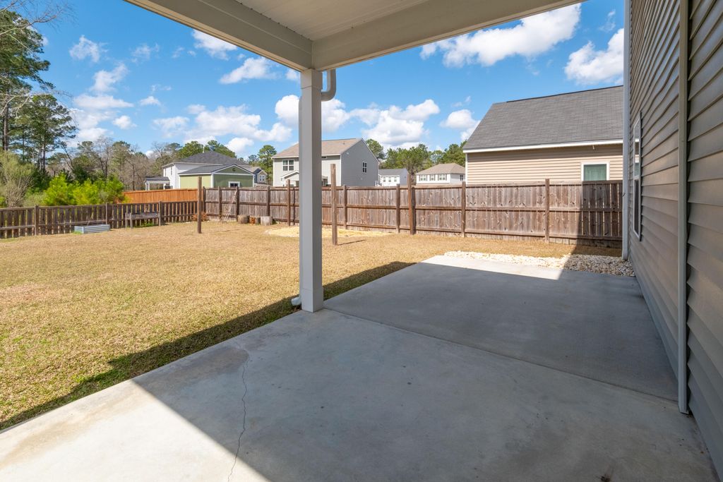 Image 26 of property listing at 173 Clydesdale Circle, Summerville, SC 29486