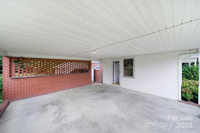 1670 Lynwood Drive, Lancaster, SC 29720