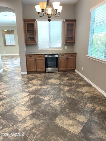 2543 E Penedes Drive, Gilbert, AZ 85298