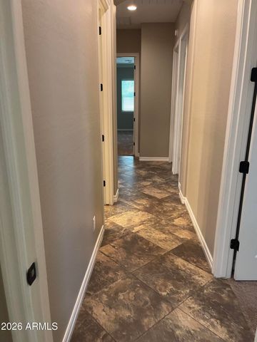 2543 E Penedes Drive, Gilbert, AZ 85298