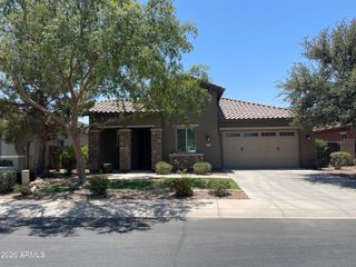 2543 E Penedes Drive, Gilbert, AZ 85298