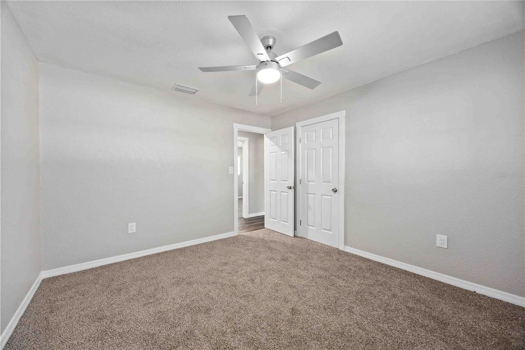 Image 21 of property listing at 1432 BANANA ROAD, Lakeland, FL 33810