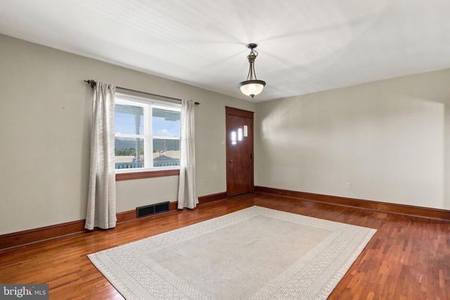 29137 OLD VALLEY PIKE, Strasburg, VA 22657