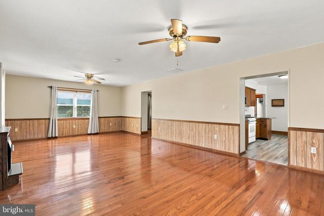 29137 OLD VALLEY PIKE, Strasburg, VA 22657