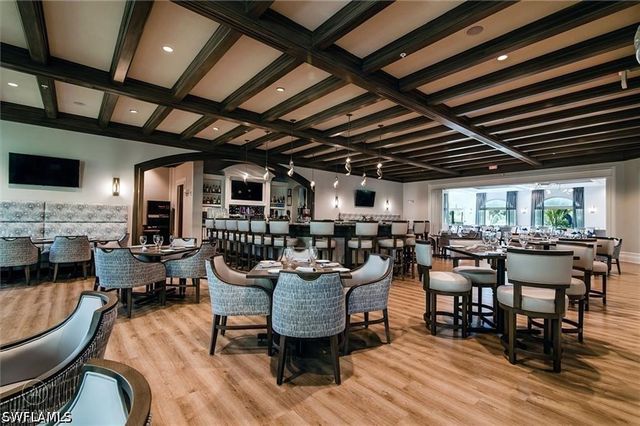 2770 Cypress Trace CIR 2423A, Naples, FL 34119
