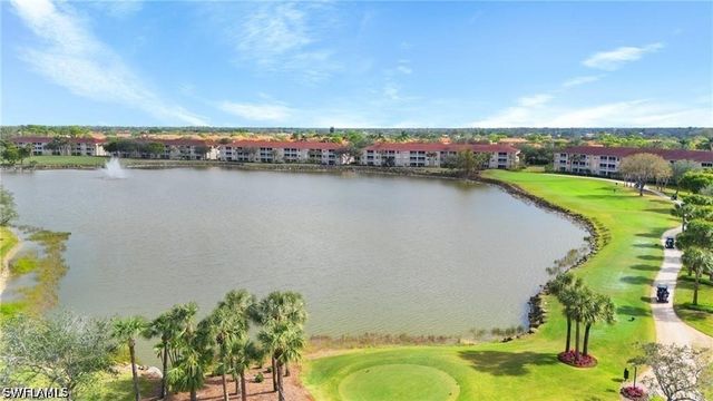 2770 Cypress Trace CIR 2423A, Naples, FL 34119