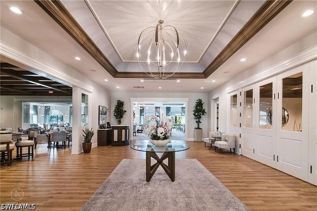 2770 Cypress Trace CIR 2423A, Naples, FL 34119